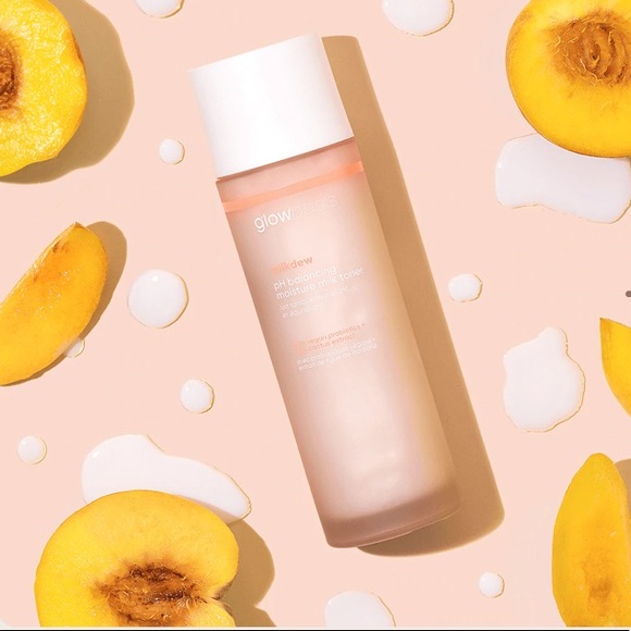 Glowoasis Milkdew pH Balancing Moisture Milk Toner - Picture 2 of 5